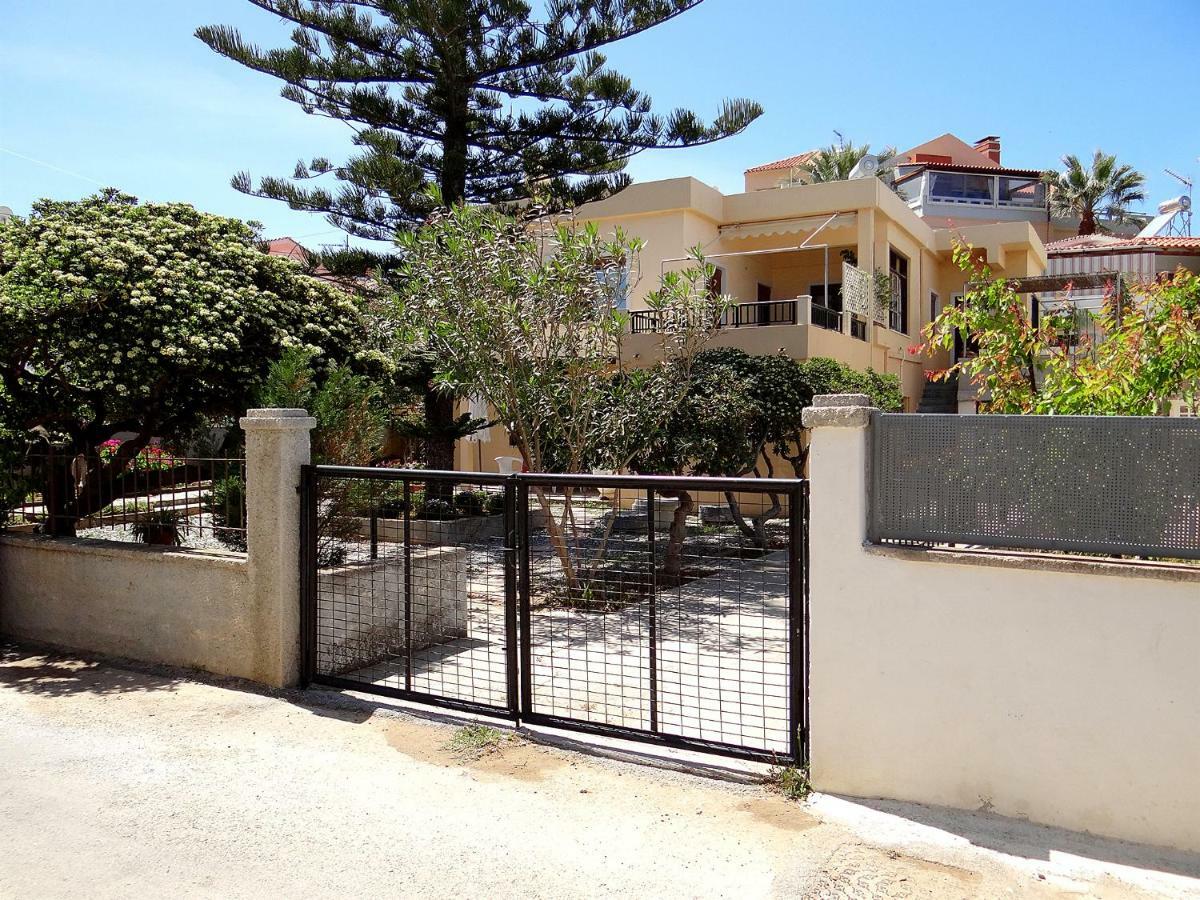 Apartment By The Sea Káto Darátsos Eksteriør bilde
