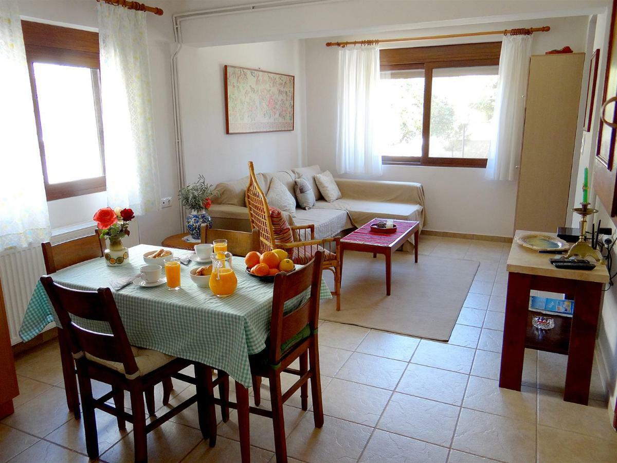 Apartment By The Sea Káto Darátsos Eksteriør bilde